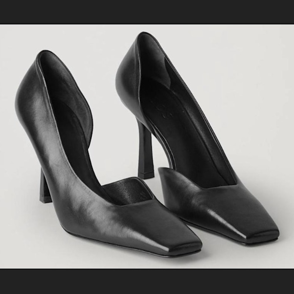 COS Square Toe Pumps